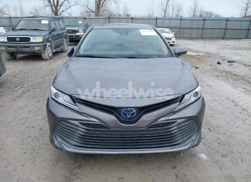 Photo 11 of 2020 Toyota Camry XLE HYBRID (VIN 4T1F31AK8LU528532)