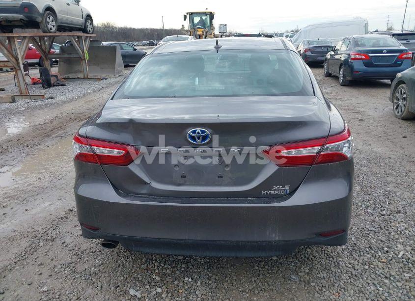Photo 15 of 2020 Toyota Camry XLE HYBRID (VIN 4T1F31AK8LU528532)