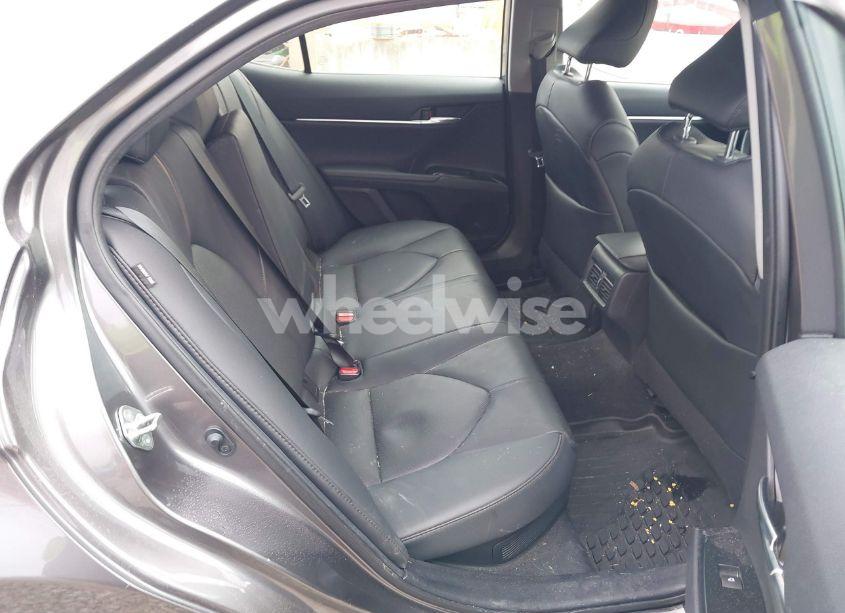 Photo 8 of 2020 Toyota Camry XLE HYBRID (VIN 4T1F31AK8LU528532)