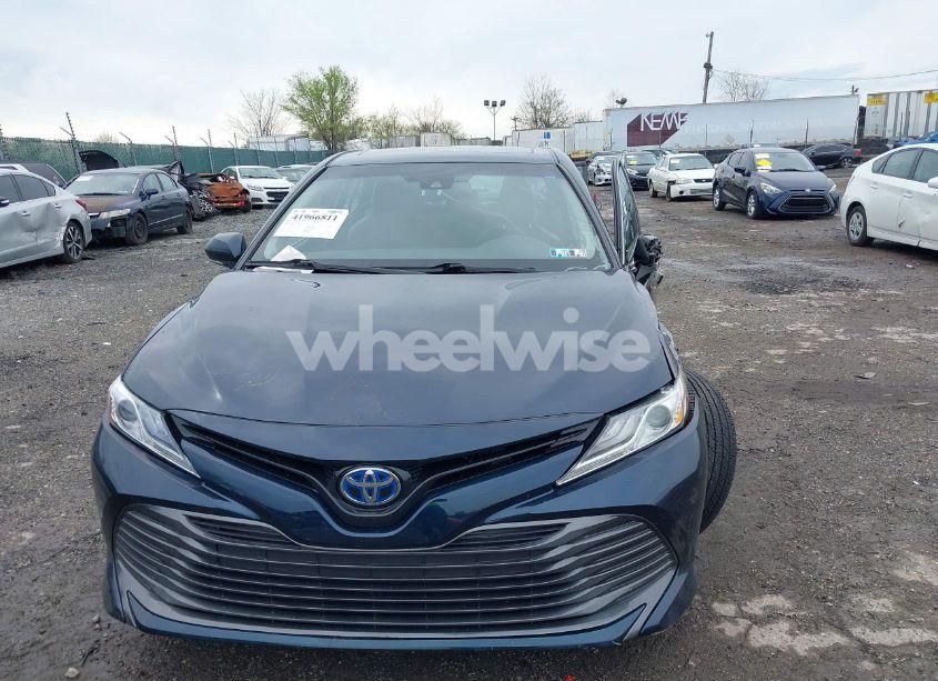 Photo 13 of 2020 Toyota Camry XLE HYBRID (VIN 4T1F31AK9LU522013)