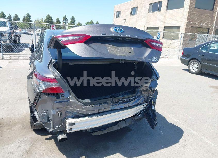 Photo 17 of 2021 Toyota Camry XLE HYBRID (VIN 4T1F31AK9MU560049)