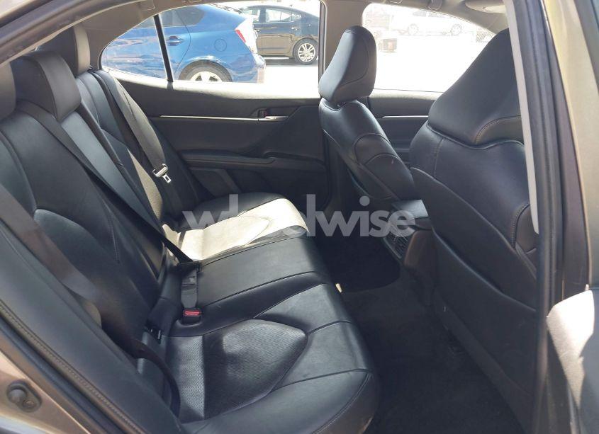 Photo 8 of 2021 Toyota Camry XLE HYBRID (VIN 4T1F31AK9MU560049)