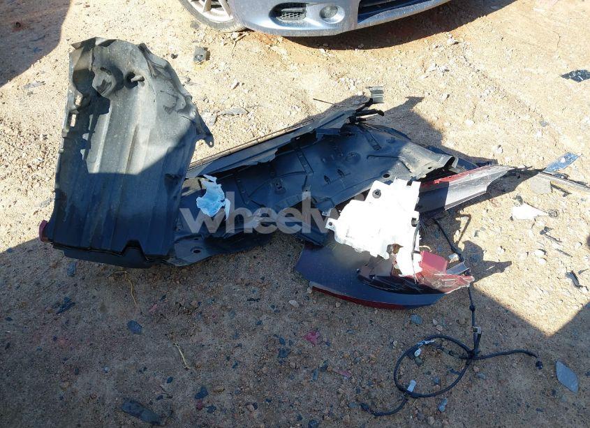 Photo 11 of 2021 Toyota Camry XLE (VIN 4T1F31AKXMU031774)