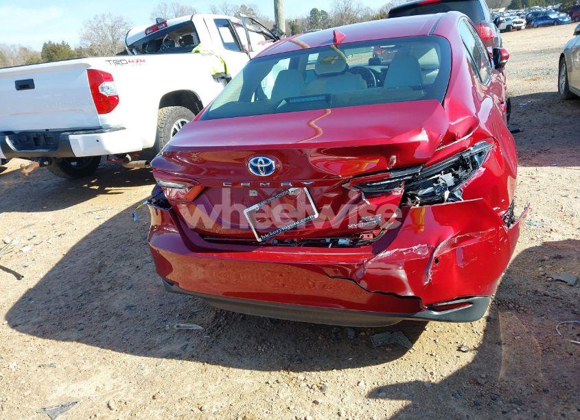 Photo 16 of 2021 Toyota Camry XLE (VIN 4T1F31AKXMU031774)