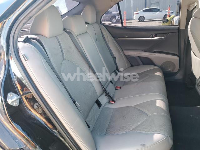 2022 TOYOTA CAMRY XLE (VIN 4T1F31AKXNU570073) main photo