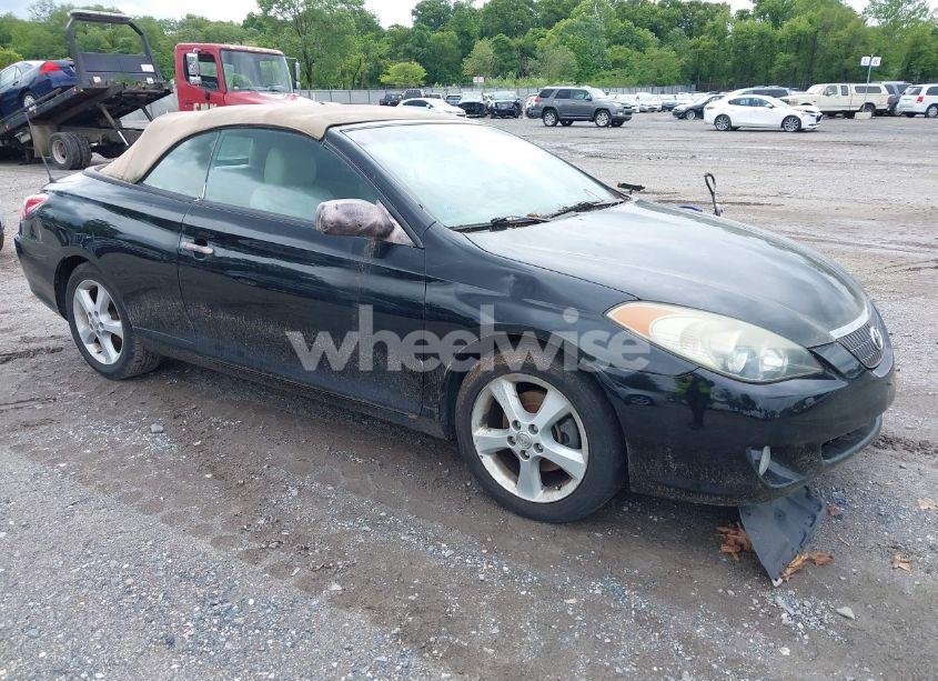 2005 Toyota Camry SOLARA SLE (VIN 4T1FA38P05U060768) main photo