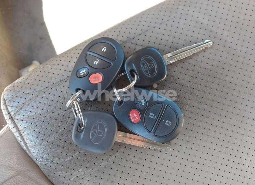 Photo 11 of 2007 Toyota Camry SOLARA SLE (VIN 4T1FA38P07U131101)