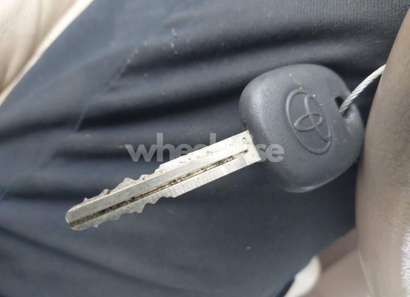 Photo 11 of 2005 Toyota Camry SOLARA SE/SLE (VIN 4T1FA38P45U039955)
