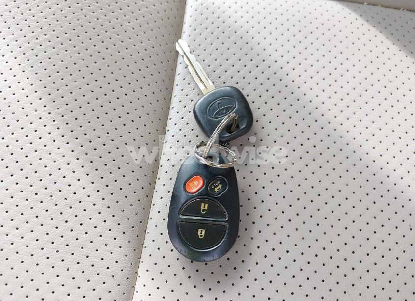 Photo 11 of 2005 Toyota Camry SOLARA SLE (VIN 4T1FA38P55U053847)