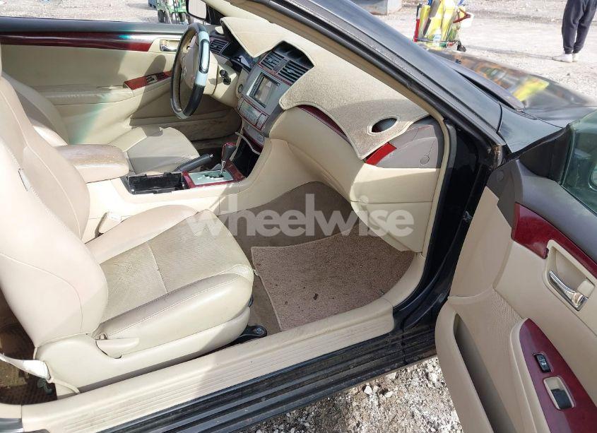 Photo 5 of 2005 Toyota Camry SOLARA SLE (VIN 4T1FA38P55U053847)