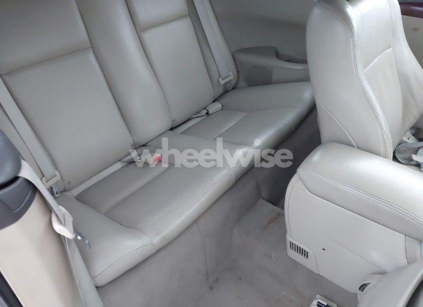 Photo 8 of 2004 Toyota Camry SOLARA SLE (VIN 4T1FA38P74U037146)