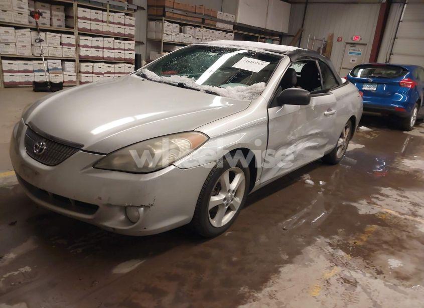 Photo 2 of 2005 Toyota Camry SOLARA SLE (VIN 4T1FA38P75U061237)