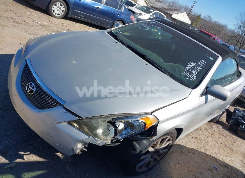 Photo 2 of 2004 Toyota Camry SOLARA SLE (VIN 4T1FA38P94U026777)