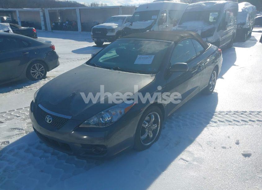 Photo 2 of 2007 Toyota Camry SOLARA SLE (VIN 4T1FA38P97U121313)