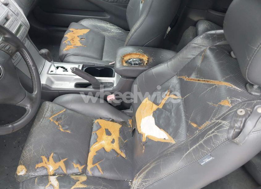 Photo 12 of 2004 Toyota Camry SOLARA SLE (VIN 4T1FA38PX4U025721)