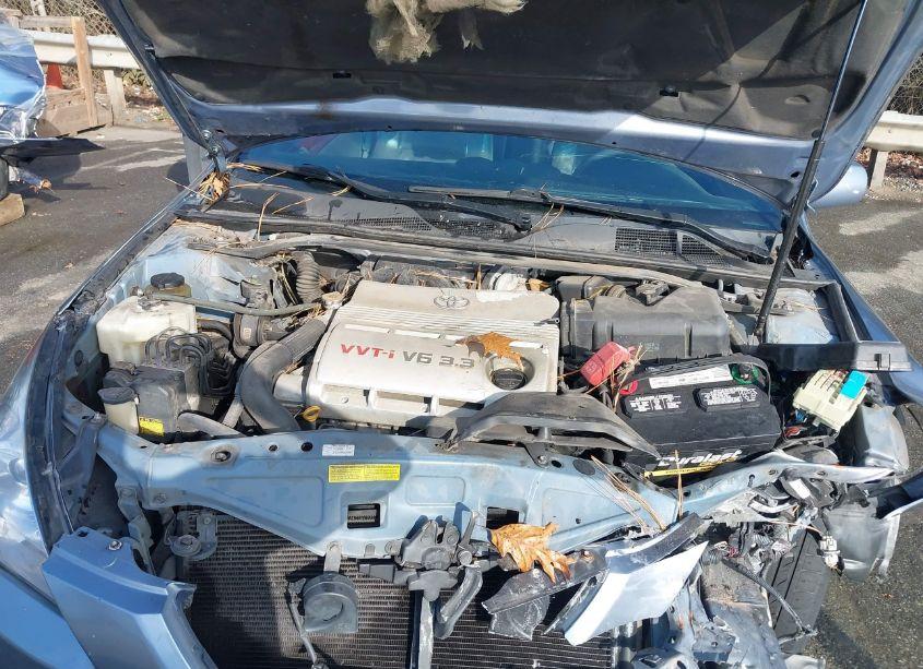 Photo 10 of 2004 Toyota Camry SOLARA SLE (VIN 4T1FA38PX4U034709)