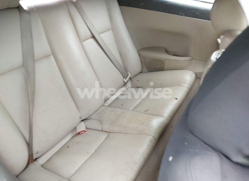 Photo 8 of 2005 Toyota Camry SOLARA SLE (VIN 4T1FA38PX5U058851)