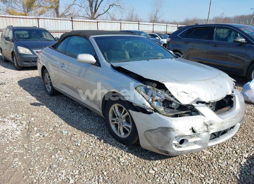 2007 Toyota Camry SOLARA SE (VIN 4T1FA38PX7U131882) main photo