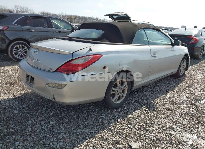 Photo 4 of 2007 Toyota Camry SOLARA SE (VIN 4T1FA38PX7U131882)