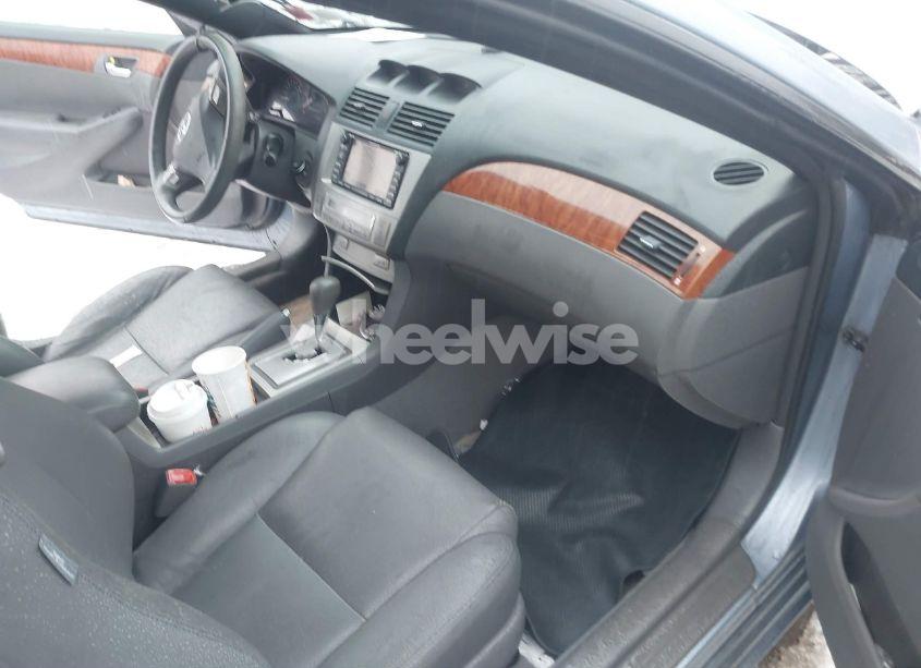 Photo 5 of 2008 Toyota Camry SOLARA SLE (VIN 4T1FA38PX8U149591)