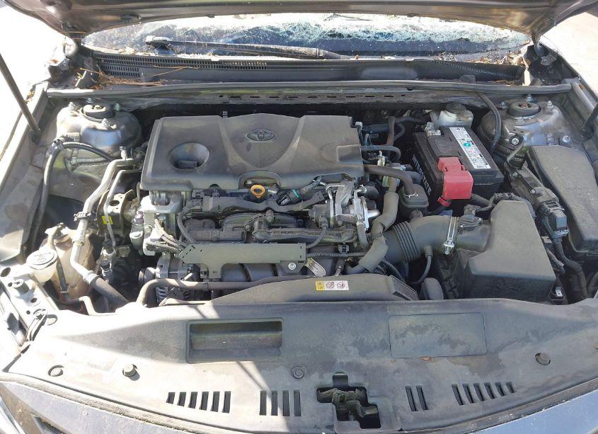 Photo 10 of 2020 Toyota Camry SE (VIN 4T1G11AK0LU306402)