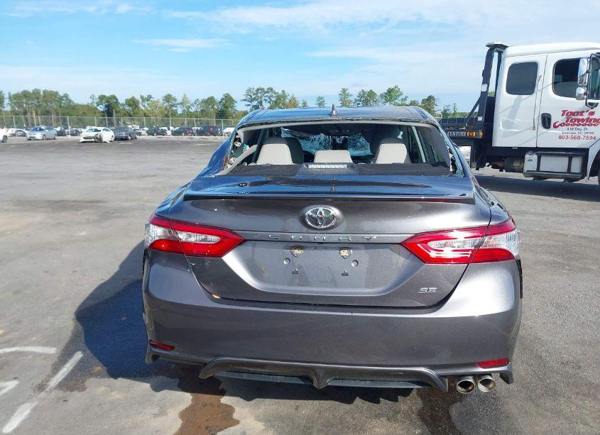 Photo 16 of 2020 Toyota Camry SE (VIN 4T1G11AK0LU306402)