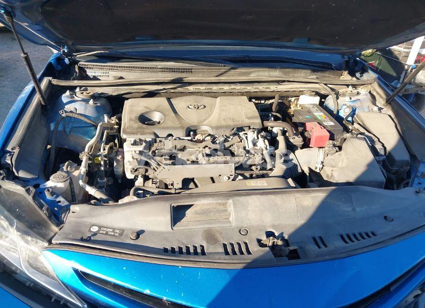 Photo 10 of 2020 Toyota Camry SE (VIN 4T1G11AK0LU315021)
