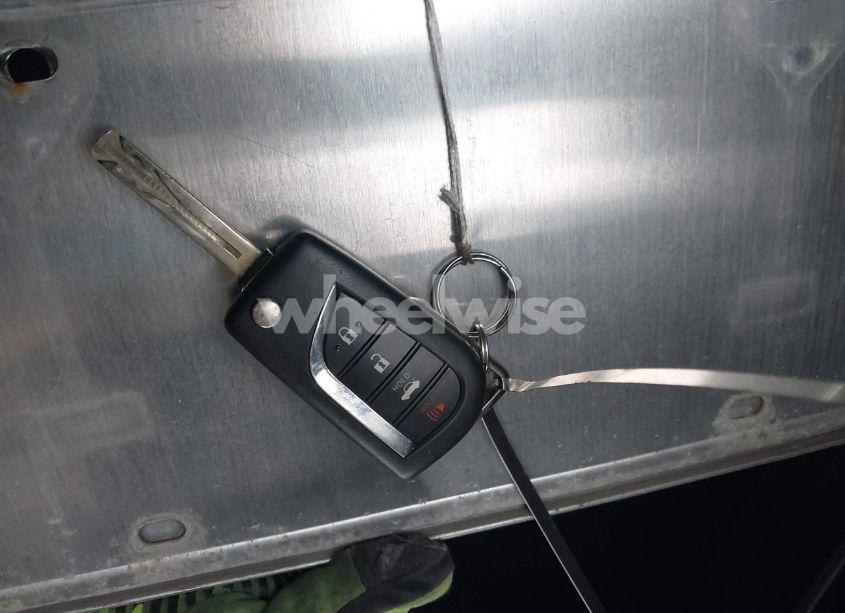 Photo 11 of 2020 Toyota Camry SE (VIN 4T1G11AK0LU315021)