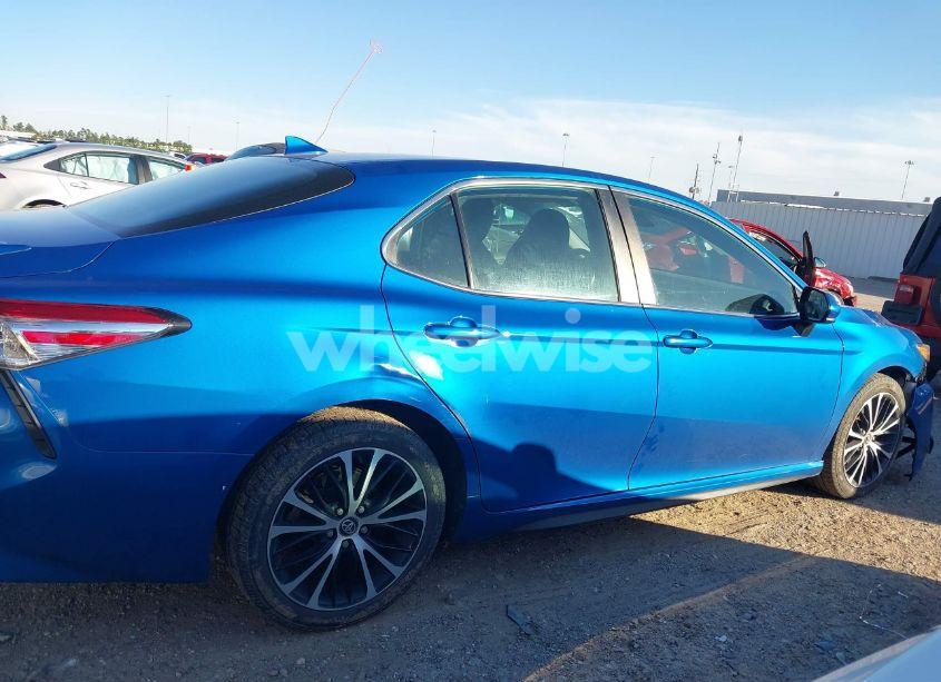 Photo 14 of 2020 Toyota Camry SE (VIN 4T1G11AK0LU315021)