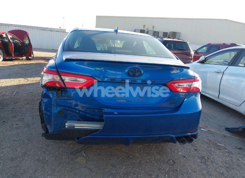 Photo 17 of 2020 Toyota Camry SE (VIN 4T1G11AK0LU315021)
