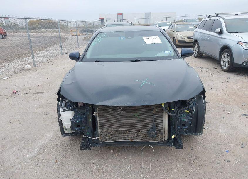 Photo 13 of 2020 Toyota Camry SE (VIN 4T1G11AK0LU331266)