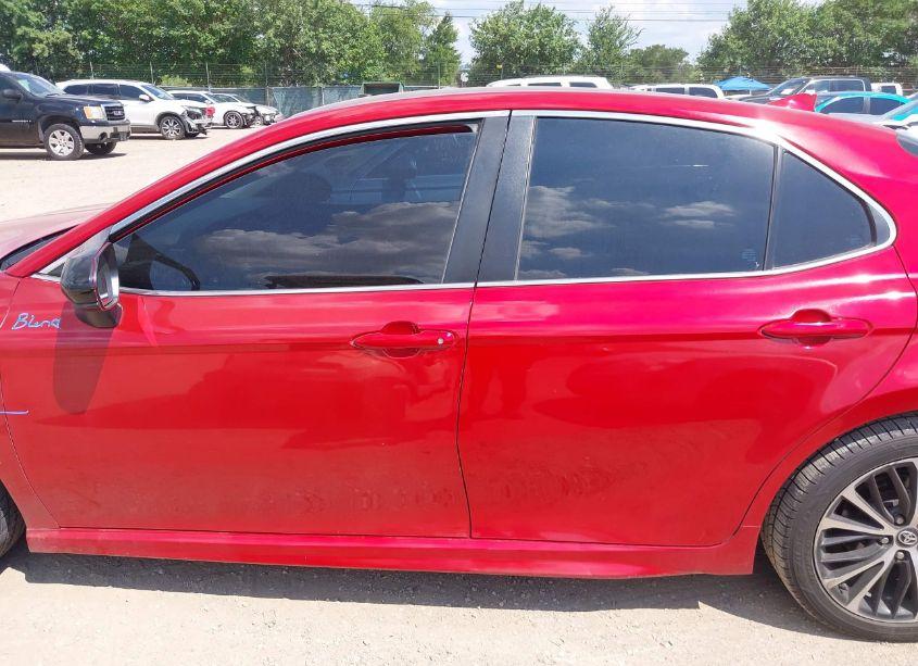 Photo 15 of 2020 Toyota Camry SE (VIN 4T1G11AK0LU343644)