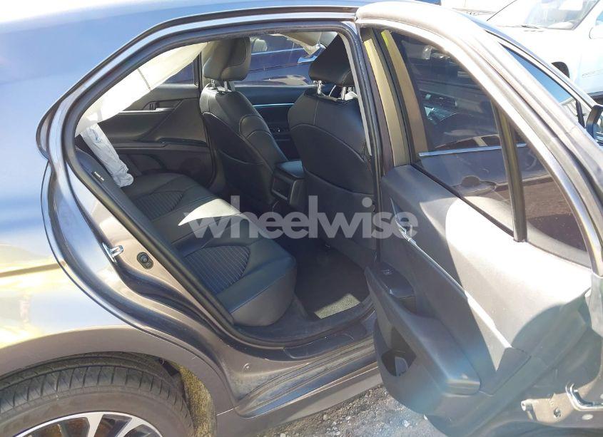 Photo 8 of 2020 Toyota Camry SE/SE NIGHT SHADE (VIN 4T1G11AK0LU383805)