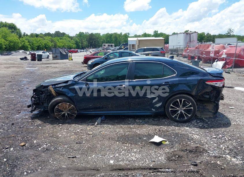 Photo 15 of 2020 Toyota Camry SE (VIN 4T1G11AK0LU873578)