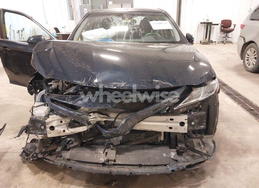 Photo 12 of 2020 Toyota Camry SE (VIN 4T1G11AK0LU890932)