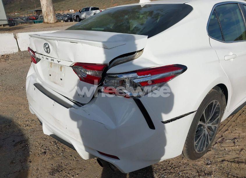 Photo 17 of 2020 Toyota Camry SE (VIN 4T1G11AK0LU893992)