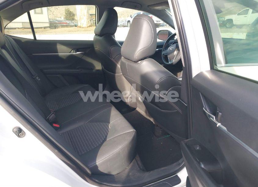 Photo 8 of 2020 Toyota Camry SE (VIN 4T1G11AK0LU893992)