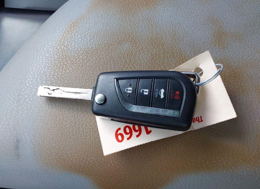 Photo 11 of 2020 Toyota Camry SE (VIN 4T1G11AK0LU902061)