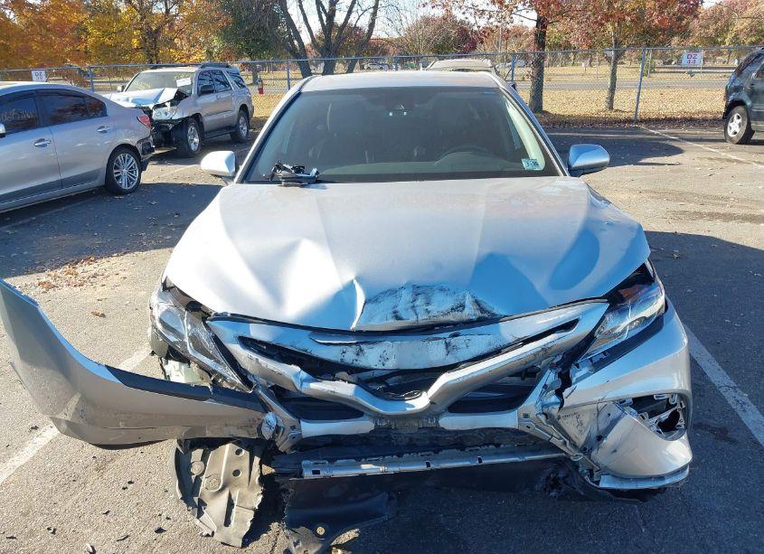 Photo 12 of 2020 Toyota Camry SE (VIN 4T1G11AK0LU902061)