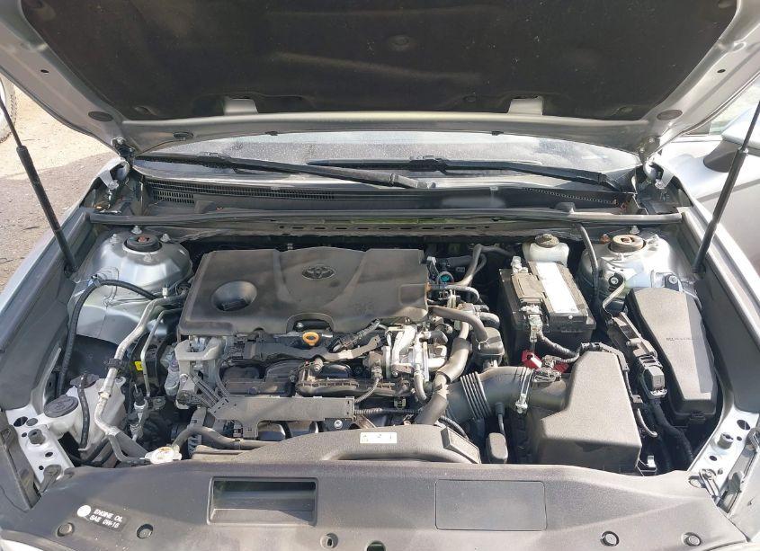 Photo 10 of 2020 Toyota Camry SE (VIN 4T1G11AK0LU929616)