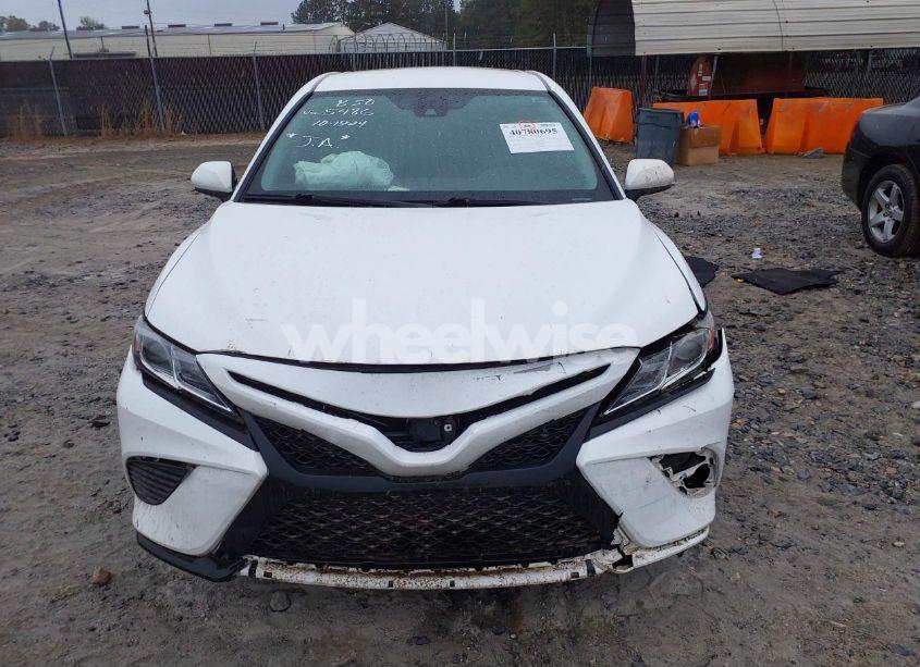Photo 11 of 2020 Toyota Camry SE (VIN 4T1G11AK0LU955486)