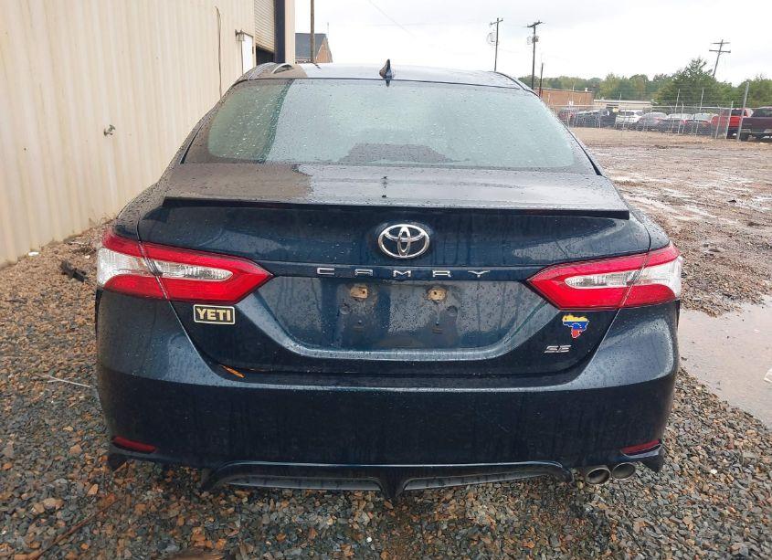 Photo 16 of 2020 Toyota Camry SE (VIN 4T1G11AK0LU962941)