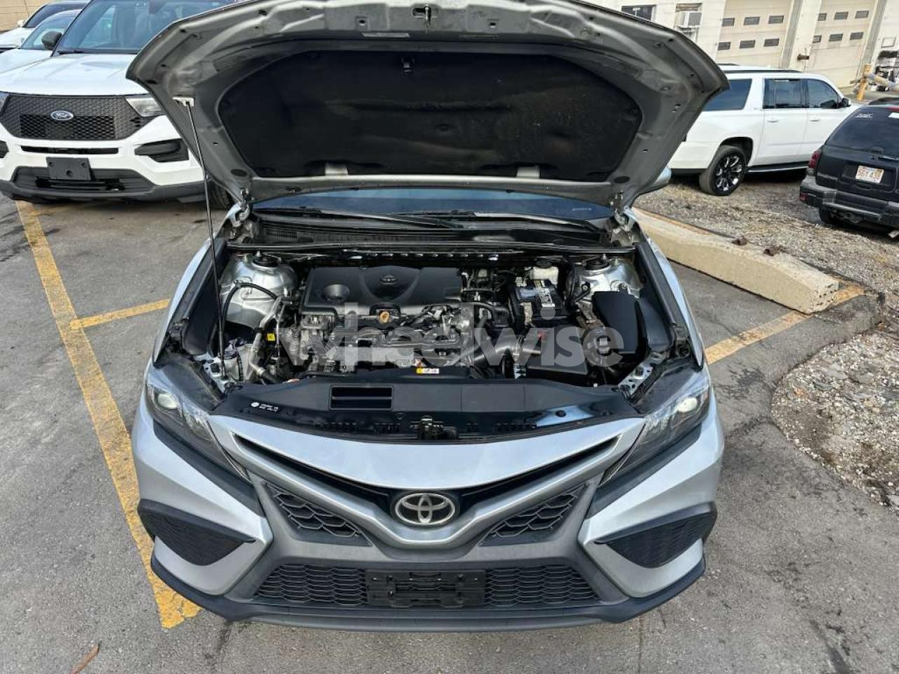 Photo 7 of 2021 TOYOTA CAMRY SE (VIN 4T1G11AK0MU413516)