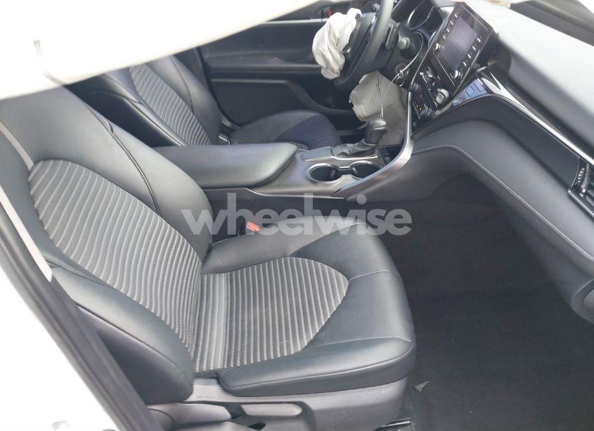 Photo 5 of 2021 Toyota Camry SE (VIN 4T1G11AK0MU459458)