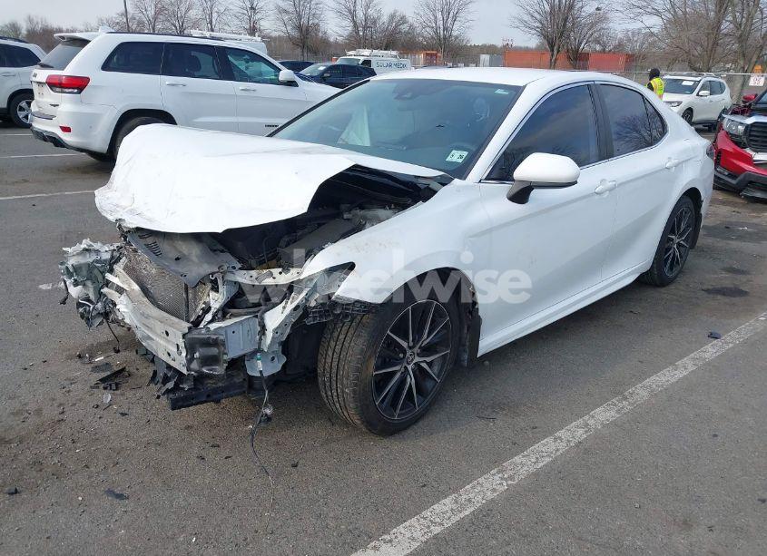 Photo 6 of 2021 Toyota Camry SE (VIN 4T1G11AK0MU459458)