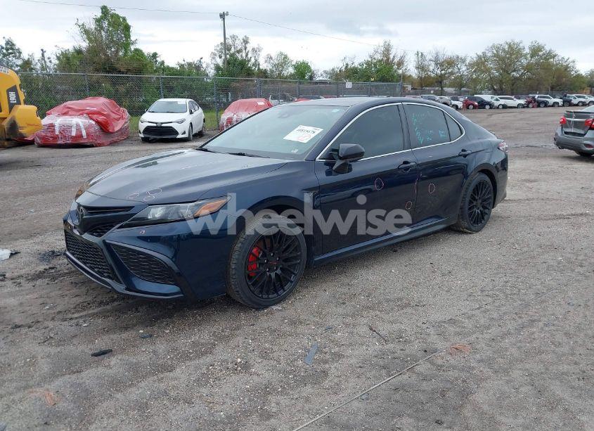 Photo 2 of 2021 Toyota Camry SE (VIN 4T1G11AK0MU469987)