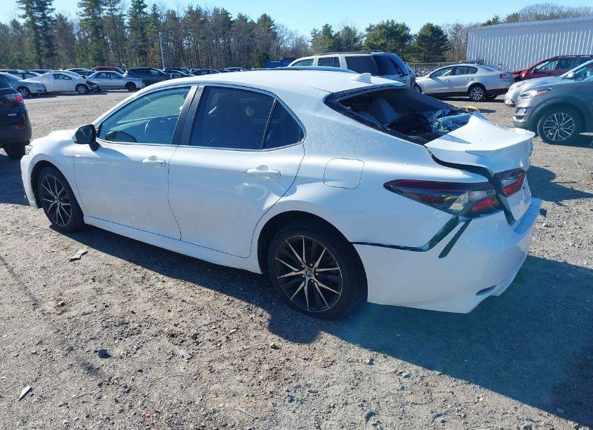 Photo 3 of 2021 Toyota Camry SE (VIN 4T1G11AK0MU475594)