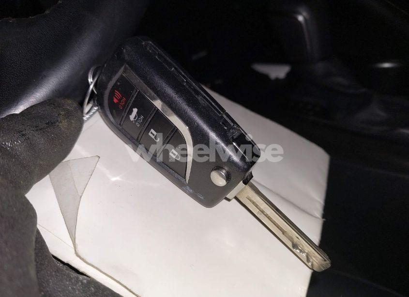 Photo 11 of 2021 Toyota Camry SE (VIN 4T1G11AK0MU491116)