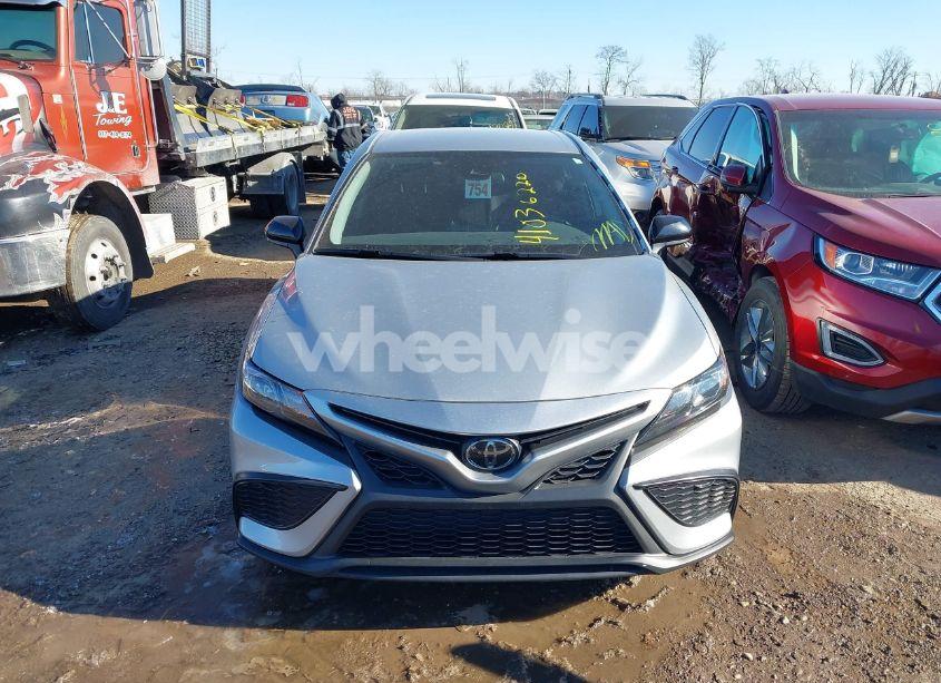 Photo 12 of 2021 Toyota Camry SE NIGHTSHADE EDITION (VIN 4T1G11AK0MU491908)