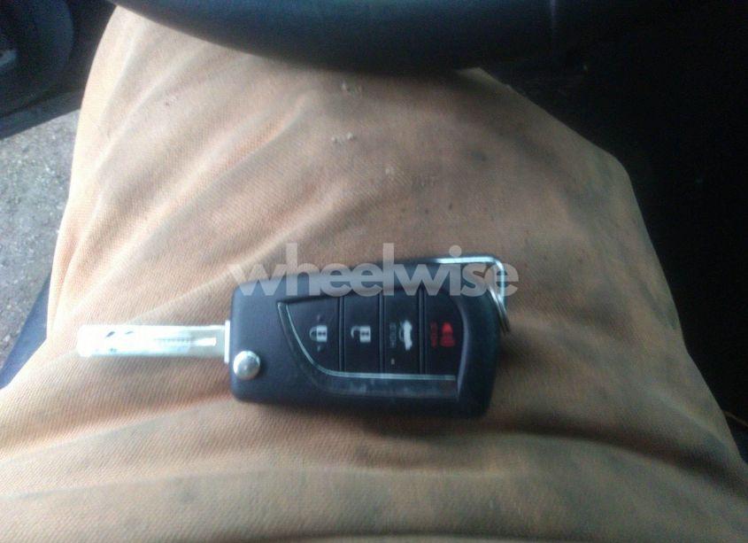 Photo 11 of 2021 Toyota Camry SE (VIN 4T1G11AK0MU516158)